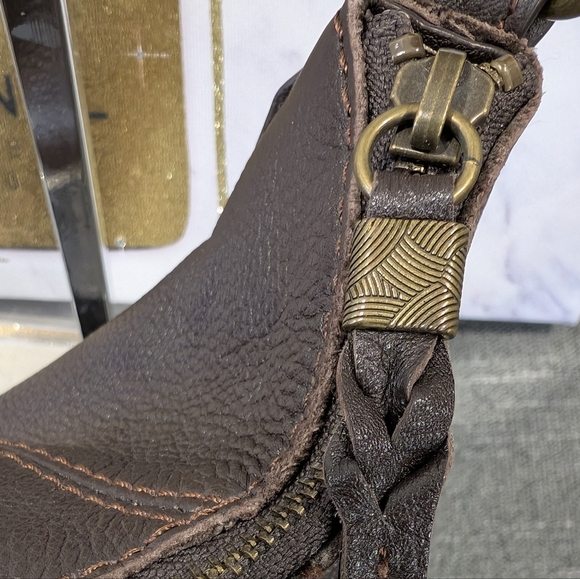 The Sak Sequoia Brown Pebbled Leather Hobo Bag, 11x13x4", EUC - Picture 7 of 12